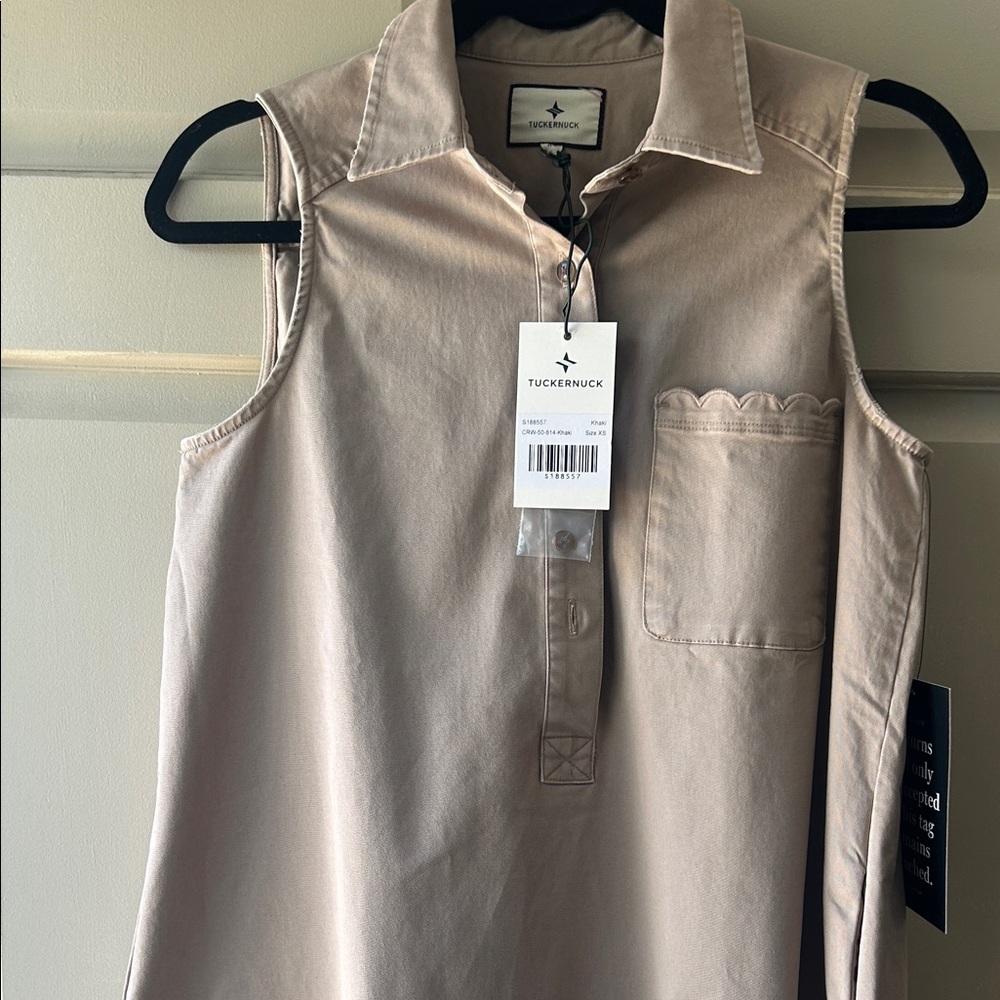 Tuckernuck Sleeveless Scallop Pocket Polo - Taupe